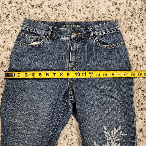 Lauren Jean Co. SZ 2P 100% Cotton Bootcut Blue Jeans White Floral Design - Picture 5 of 10